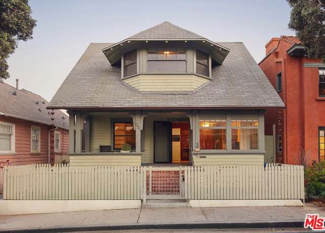 Property at 160 Wadsworth Ave, Santa Monica, CA 90405, 3 beds, 2 baths