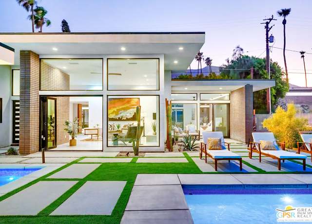 Property at 2233 N Vista Dr, Palm Springs, CA 92262, 3 beds, 3 baths