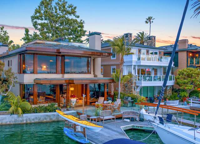 Property at 13 Bay Is, Newport Beach, CA 92661, 3 beds, 3.5 baths