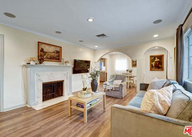 Property at 6230 Peach Ave, Van Nuys, CA 91411, 5 beds, 2.5 baths