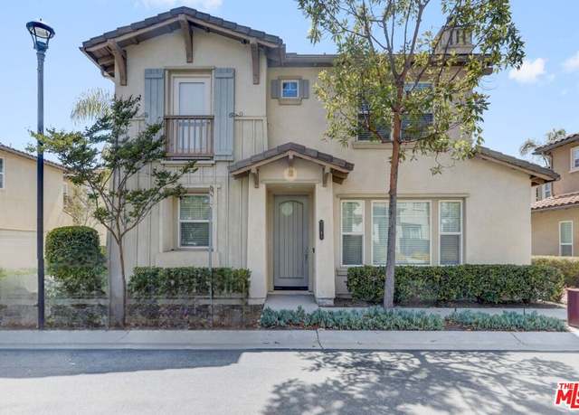 Property at 2141 Sand Dr, Chula Vista, CA 91915, 3 beds, 2.5 baths
