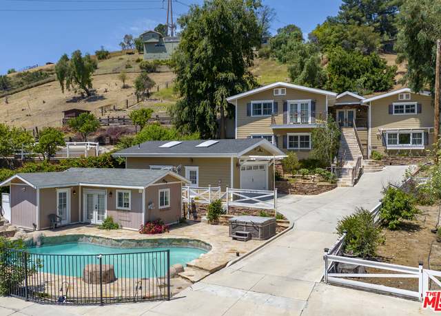 Property at 10307 Johanna Ave, Sunland, CA 91040, 4 beds, 4 baths