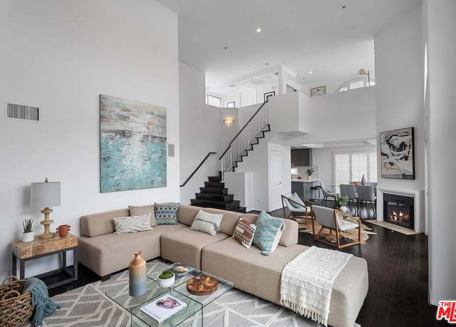 Property at 11855 Goshen Ave #305, Los Angeles, CA 90049, 2 beds, 2.5 baths