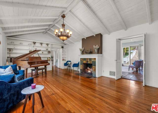 Property at 10321 Rochester Ave, Los Angeles, CA 90024, 4 beds, 4 baths
