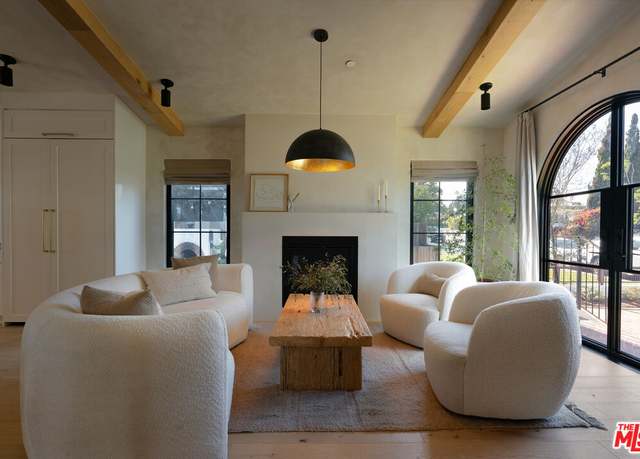 Property at 7608 Truxton Ave, Los Angeles, CA 90045, 5 beds, 4.5 baths