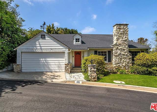 Property at 172 S Woodburn Dr, Los Angeles, CA 90049, 2 beds, 2 baths
