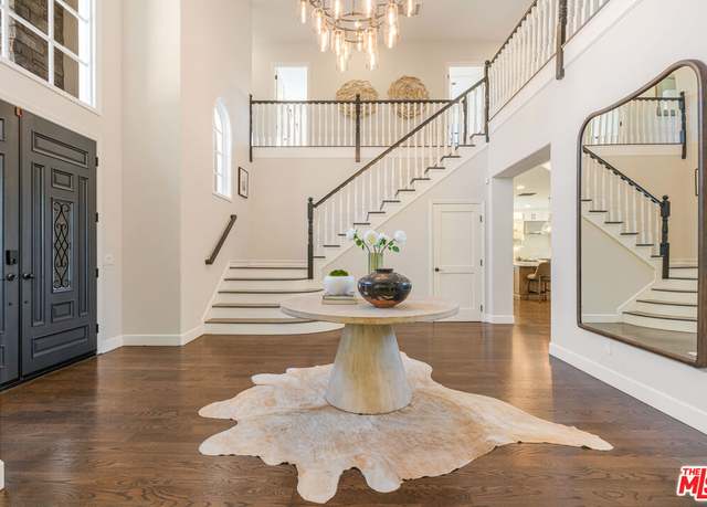 Property at 11797 Chaparal St, Los Angeles, CA 90049, 5 beds, 5.5 baths