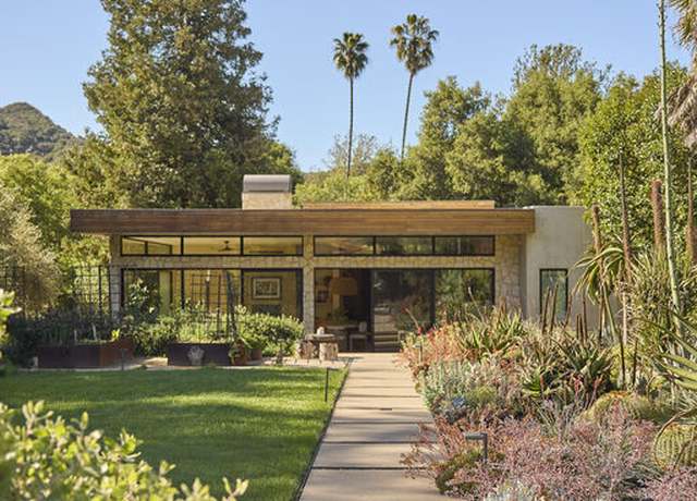 Property at 1418 Bonnell Dr, Topanga, CA 90290, 5 beds, 5 baths