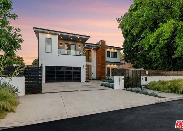 Property at 14812 Morrison St, Sherman Oaks, CA 91403, 5 beds, 5.5 baths