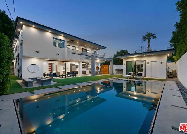 Property at 14812 Morrison St, Sherman Oaks, CA 91403, 5 beds, 5.5 baths