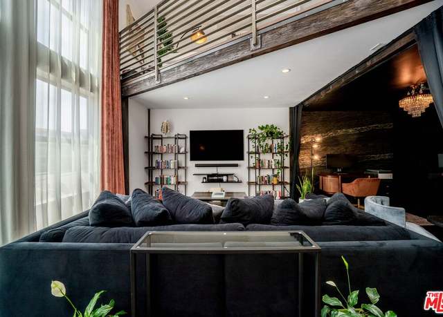 Property at 4115 Glencoe Ave #302, Marina Del Rey, CA 90292, 2 beds, 2 baths