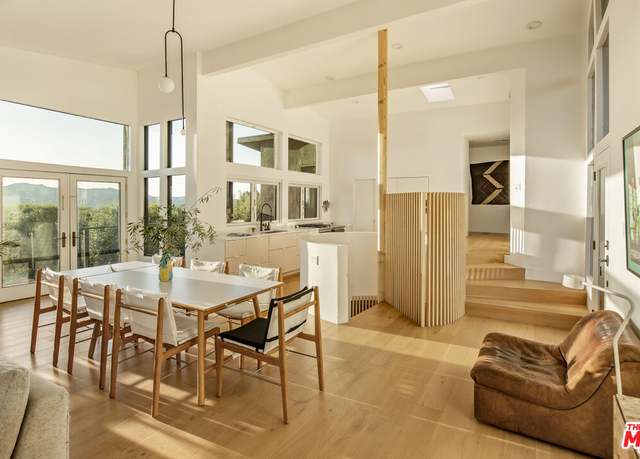 Property at 21960 Cereza Way, Topanga, CA 90290, 4 beds, 3 baths