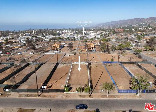 Property at 1043 Galloway St, Pacific Palisades, CA 90272