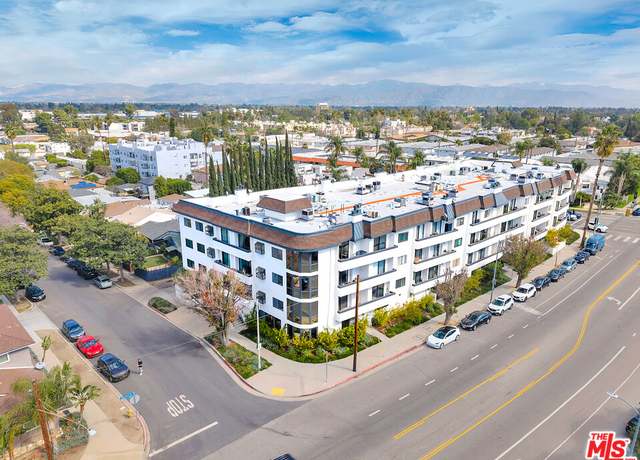 Property at 14115 Moorpark St #112, Sherman Oaks, CA 91423, 2 beds, 2 baths