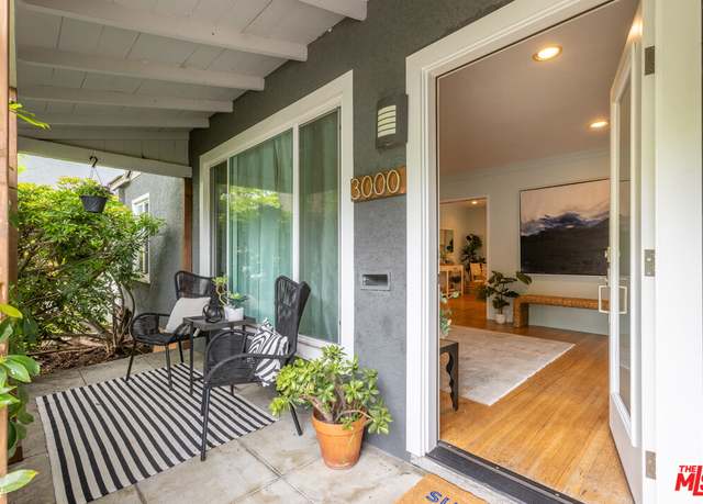 Property at 3000 Beach Ave, Venice, CA 90291, 2 beds, 2 baths