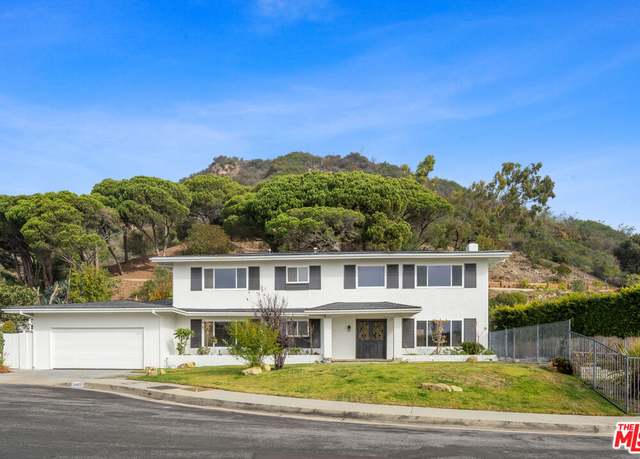 Property at 18053 Blue Sail Dr, Pacific Palisades, CA 90272, 5 beds, 3.5 baths