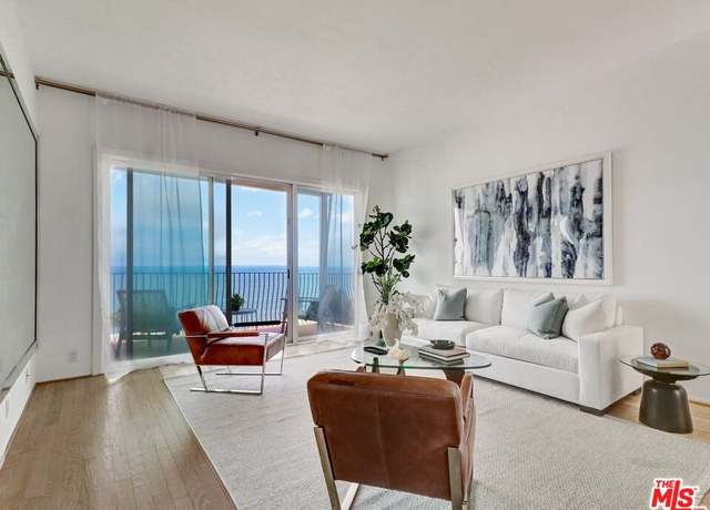 Property at 18111 Coastline Dr #2, Malibu, CA 90265, 2 beds, 2 baths