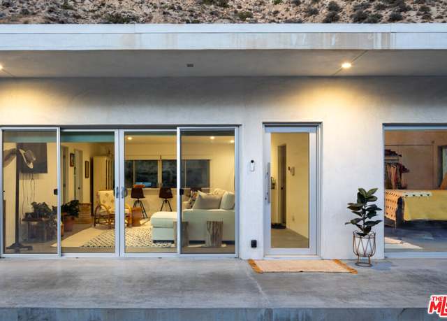 Property at 6595 Pioneertown Rd, Yucca Valley, CA 92284, 2 beds, 2 baths