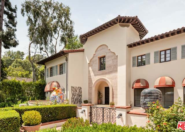 Property at 4009 Valley Meadow Rd, Encino, CA 91436, 6 beds, 9 baths