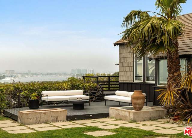 Property at 240 Montreal St, Playa Del Rey, CA 90293, 3 beds, 3 baths