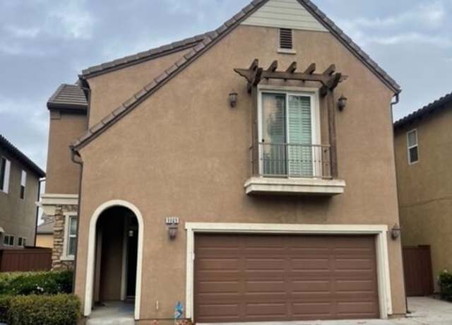 Property at 9009 S Calvin Way, Inglewood, CA 90305, 3 beds, 2.5 baths