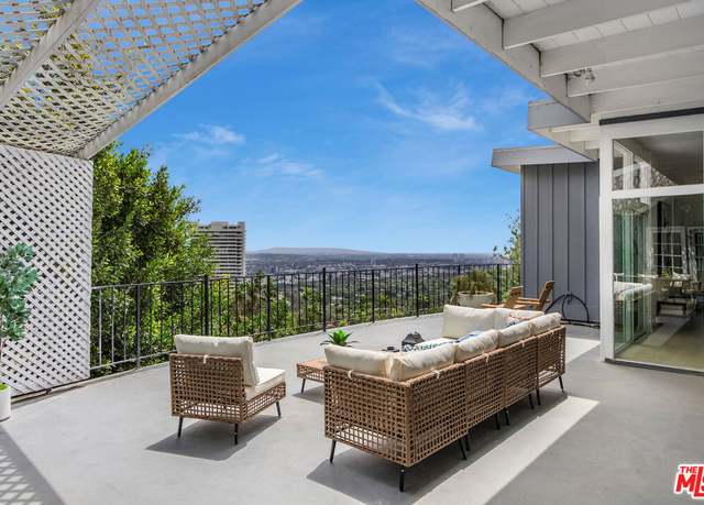 Property at 9400 Sierra Mar Dr, Los Angeles, CA 90069, 3 beds, 2 baths