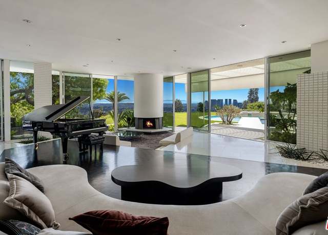 Property at 1012 Wallace Rdg, Beverly Hills, CA 90210, 5 beds, 5.5 baths