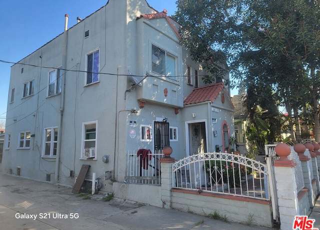 Property at 327 W 58th St, Los Angeles, CA 90037, 4 beds, 4 baths
