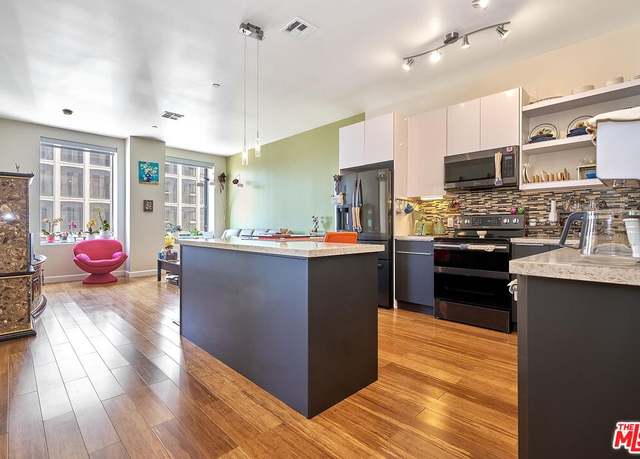 Property at 3810 Wilshire Blvd #801, Los Angeles, CA 90010, 2 beds, 2 baths