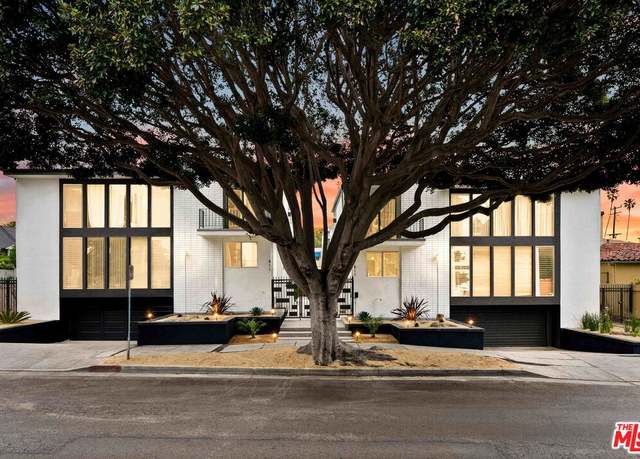 Property at 811 20th St, Santa Monica, CA 90403, 15 beds, 15 baths