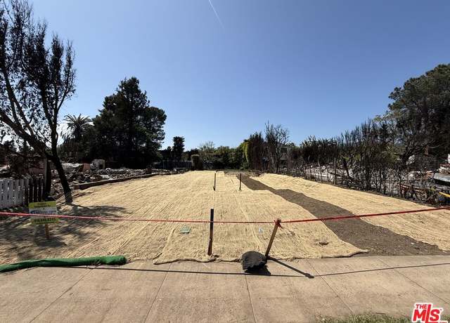 Property at 801 Radcliffe Ave, Pacific Palisades, CA 90272
