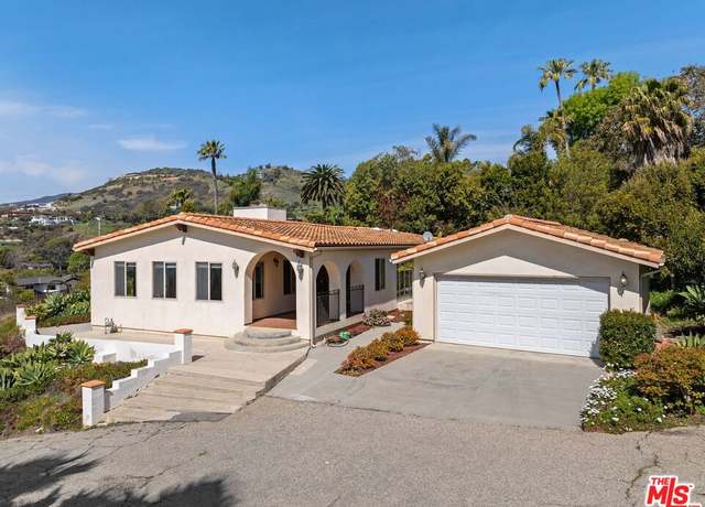 Property at 27104 Sea Vista Dr, Malibu, CA 90265, 3 beds, 2 baths