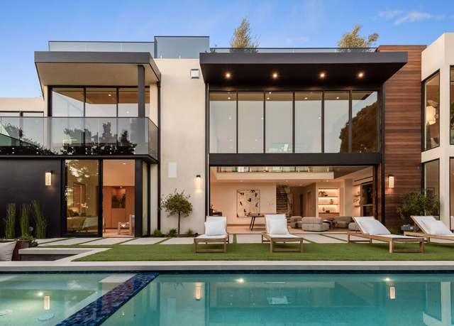 Property at 1600 Casale Rd, Pacific Palisades, CA 90272, 6 beds, 9 baths