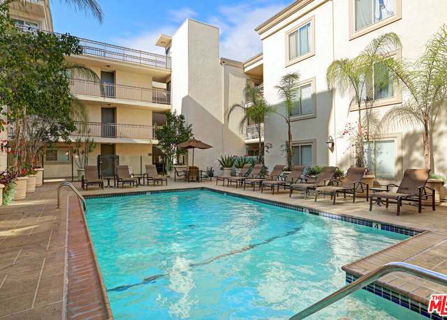 Property at 141 S Clark Dr #319, West Hollywood, CA 90048, 1 bed, 1 bath