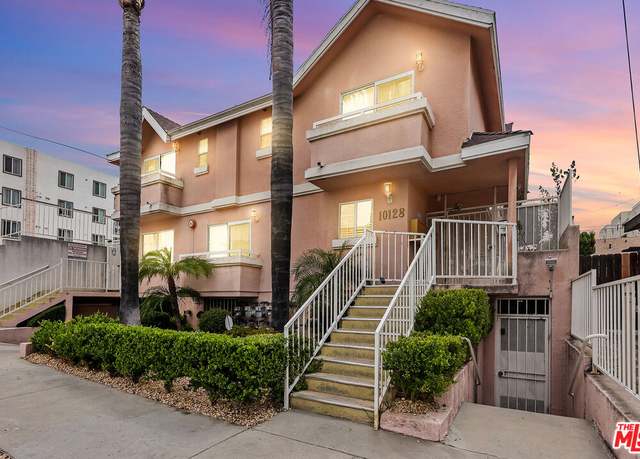 Property at 10128 Hillhaven Ave #105, Tujunga, CA 91042, 2 beds, 3 baths