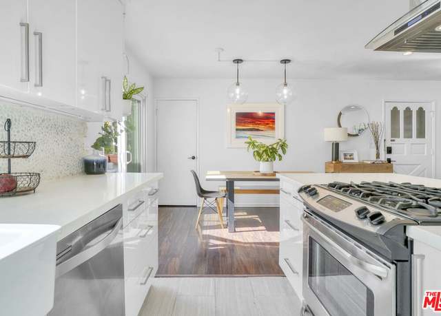 Property at 1315 Stanford St #7, Santa Monica, CA 90404, 2 beds, 2 baths