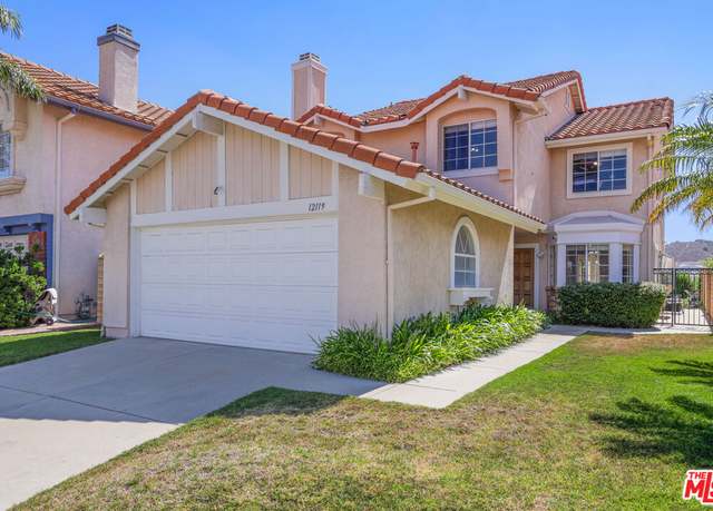 Property at 12119 Falcon Crest Way, Porter Ranch, CA 91326, 4 beds, 3 baths