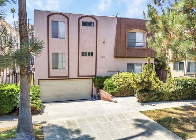 Property at 1118 9th St, Santa Monica, CA 90403, 16 beds, 16 baths