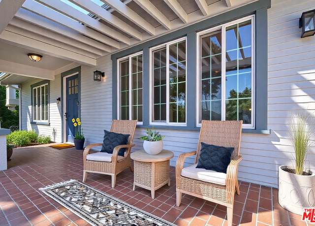 Property at 4057 W 8th St, Los Angeles, CA 90005, 4 beds, 2 baths