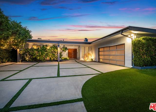 Property at 3115 Dona Marta Dr, Studio City, CA 91604, 3 beds, 2.5 baths
