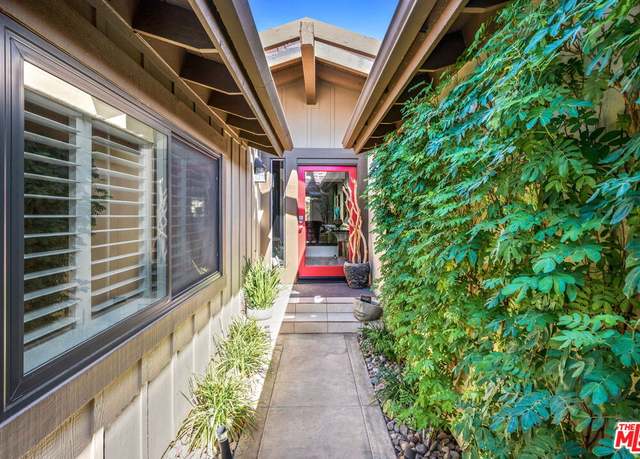 Property at 84 Running Springs Dr, Palm Desert, CA 92211, 3 beds, 3.5 baths