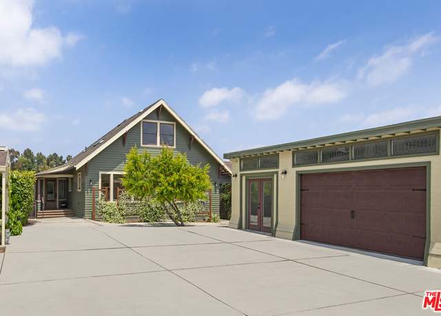 Property at 844 E Kensington Rd, Los Angeles, CA 90026, 5 beds, 4.5 baths