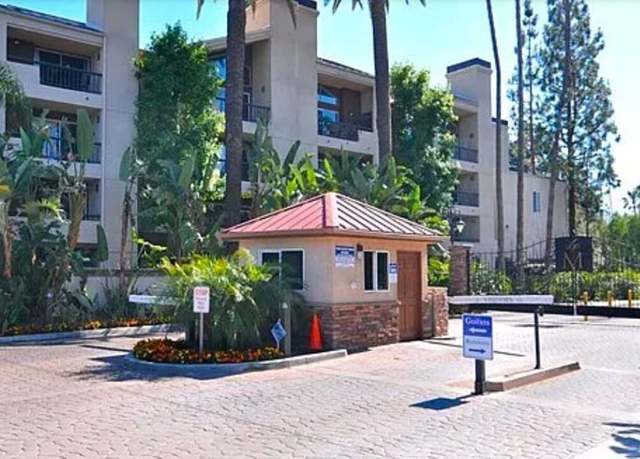 Property at 5510 Owensmouth Ave #313, Woodland Hills, CA 91367, 2 beds, 2 baths