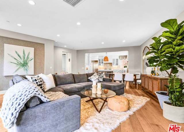 Property at 5817 S Sparrow Ct, Los Angeles, CA 90094, 4 beds, 4 baths