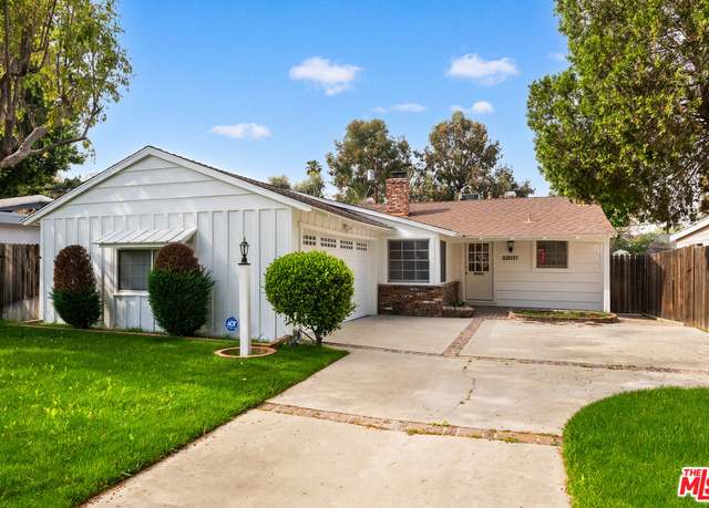 Property at 22021 Celes St, Woodland Hills, CA 91364, 3 beds, 2.5 baths