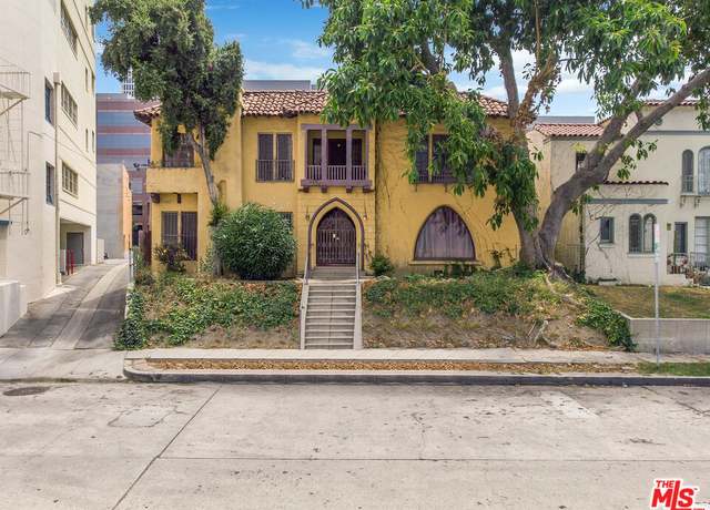 Property at 712 S Stanley Ave, Los Angeles, CA 90036, 10 beds, 8 baths