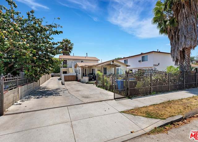 Property at 11320 Emelita St, North Hollywood, CA 91601, 7 beds, 3 baths