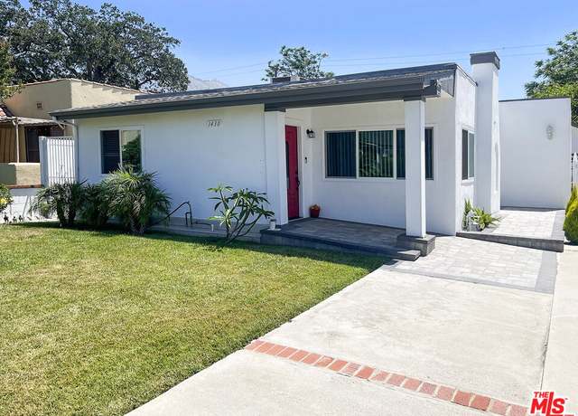 Property at 1430 N Dominion Ave, Pasadena, CA 91104, 4 beds, 3.5 baths