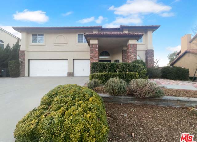 Property at 7323 Ojai Dr, Palmdale, CA 93551, 5 beds, 3.5 baths