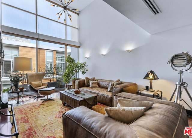 Property at 6735 Yucca St #510, Los Angeles, CA 90028, 3 beds, 4.5 baths